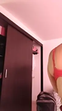 CurvySara1 online show from June 29, 2026, 7:57 pm