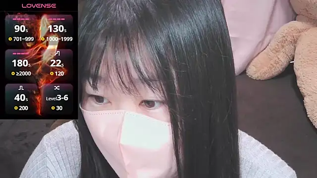 yuinyan3150 online show from February 1, 2025, 4:24 am