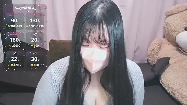 yuinyan3150 online show from March 16, 2026, 8:55 pm