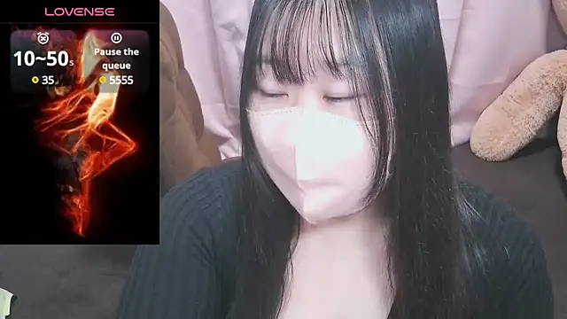 yuinyan3150 online show from January 29, 2025, 9:17 pm