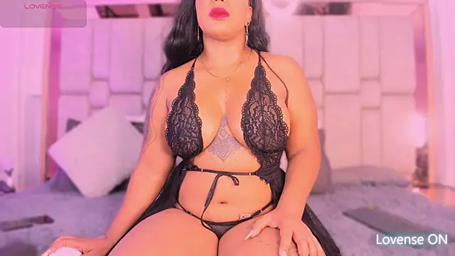 mary kisses online show from November 15, 2025, 8:46 pm