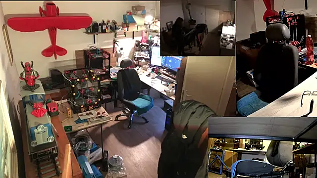 Happy Michal online show from December 1, 2025, 5:14 pm