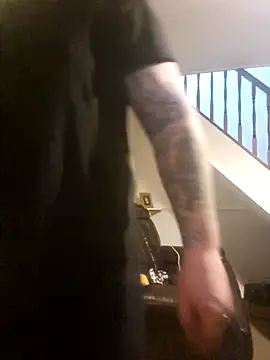 iang6348 online show from December 7, 2024, 6:37 am