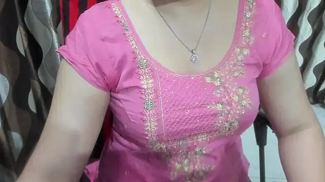 Snapshot of Kaur_Jannat chatting on May 27, 2026, 6:26 pm Kaur Jannat online show from May 27, 2026, 6:26 pm