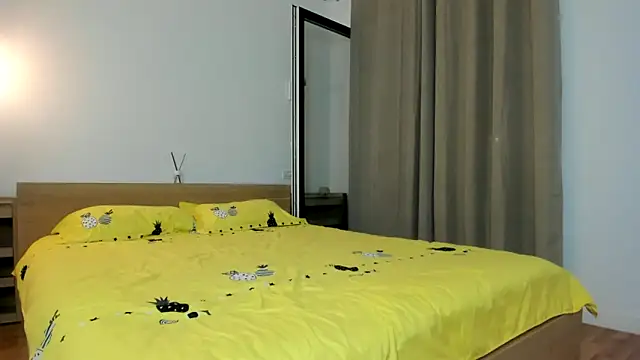 iamjoyxs1 online show from January 29, 2025, 1:48 am