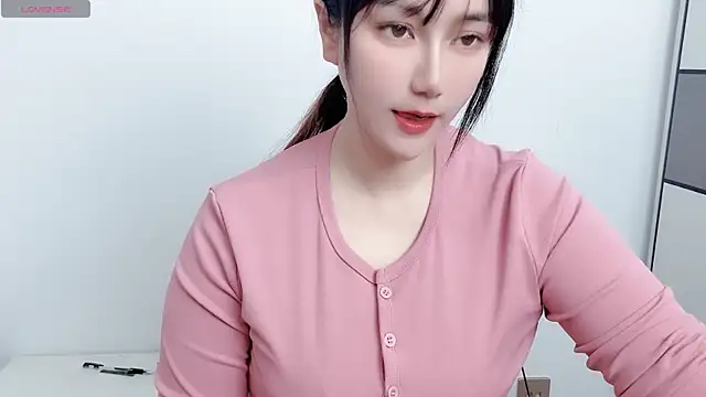 LIsha--170 online show from April 9, 2026, 6:04 am