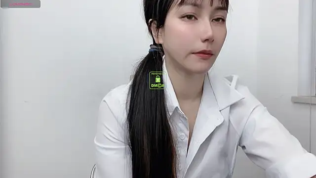 Snapshot of LIsha--170 chatting on February 20, 2025, 2:40 am LIsha--170 online show from February 20, 2025, 2:40 am