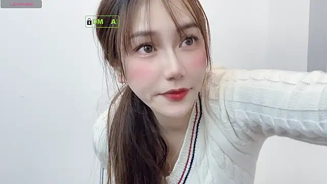 Snapshot of LIsha--170 chatting on December 6, 2024, 2:33 pm LIsha--170 online show from December 6, 2024, 2:33 pm