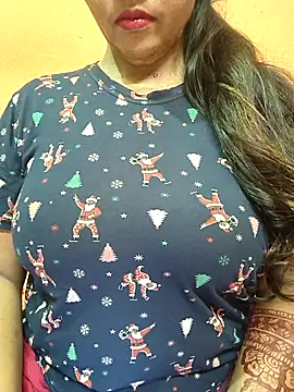 CUTE SOPHIA- online show from April 10, 2026, 1:01 am