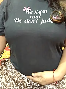 CUTE SOPHIA- online show from October 7, 2025, 8:54 pm