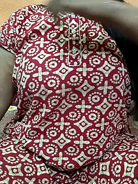 CUTE SOPHIA- online show from February 18, 2026, 1:14 am