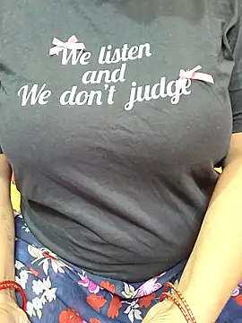 CUTE SOPHIA- online show from October 2, 2025, 11:41 pm