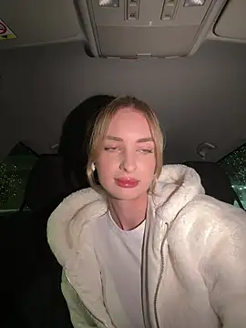 EvieEvans online show from March 2, 2025, 7:19 pm