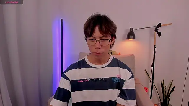 kim lian21 online show from October 28, 2025, 10:03 am