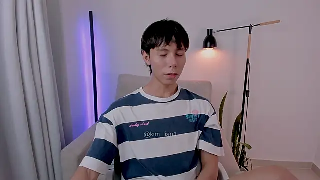 Snapshot of kim_lian21 chatting on February 13, 2026, 3:17 am kim lian21 online show from February 13, 2026, 3:17 am