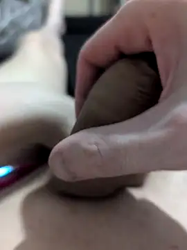 tall guy323 online show from March 23, 2025, 2:37 am