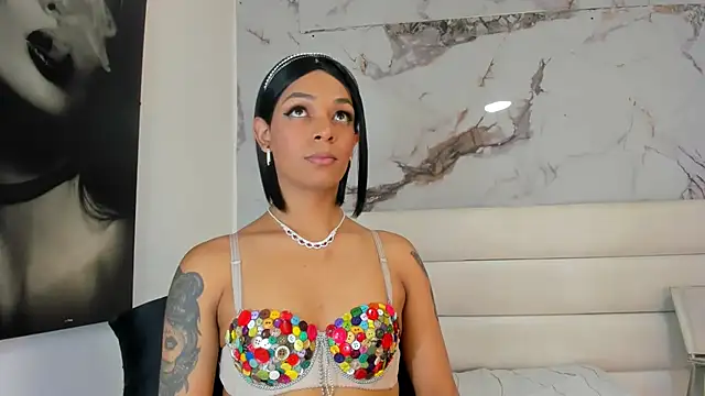 emily lady20 online show from July 18, 2026, 3:48 am