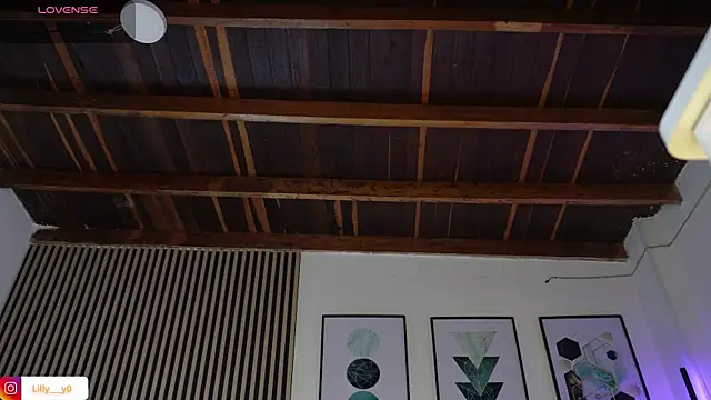 Snapshot of LillyDolls23 chatting on June 25, 2026, 1:27 pm LillyDolls23 online show from June 25, 2026, 1:27 pm