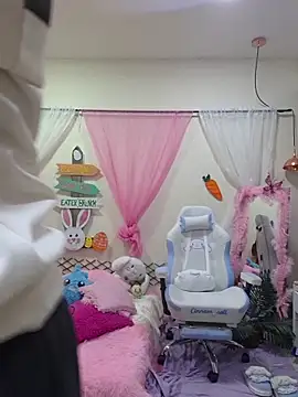 NaomiShimizu online show from April 8, 2026, 7:48 pm