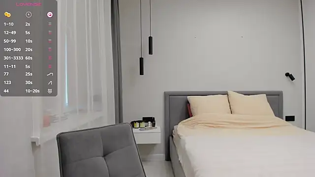 xxnadya online show from October 7, 2025, 12:39 pm