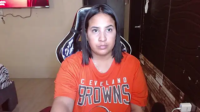 KathyHardcore69 online show from May 14, 2026, 3:58 am