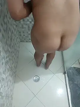 Nicolaskribeiro online show from October 18, 2025, 10:34 pm