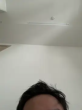 Snapshot of SkinniBoi chatting on May 16, 2026, 8:46 am SkinniBoi online show from May 16, 2026, 8:46 am