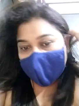 indianlisa5 online show from April 4, 2026, 8:26 pm