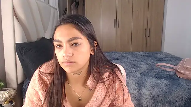 Snapshot of fairylatin222 chatting on March 12, 2025, 12:31 am fairylatin222 online show from March 12, 2025, 12:31 am
