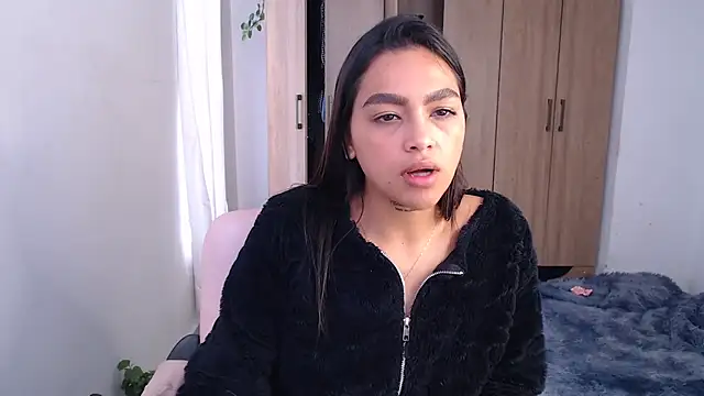Snapshot of fairylatin222 chatting on March 5, 2025, 8:42 pm fairylatin222 online show from March 5, 2025, 8:42 pm