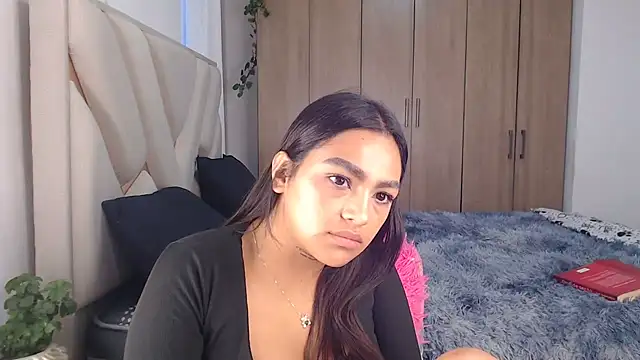 Snapshot of fairylatin222 chatting on March 19, 2025, 11:17 am fairylatin222 online show from March 19, 2025, 11:17 am