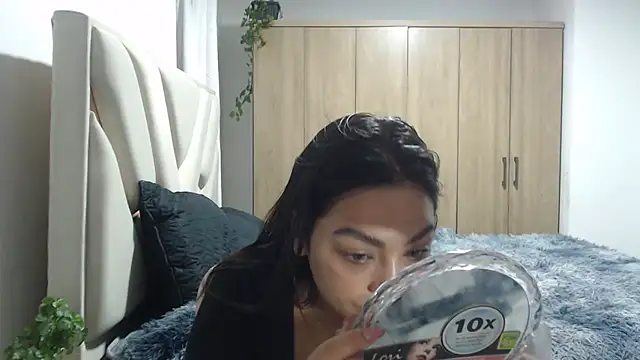 Snapshot of fairylatin222 chatting on March 15, 2025, 12:15 am fairylatin222 online show from March 15, 2025, 12:15 am