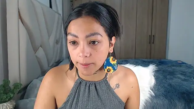 Snapshot of fairylatin222 chatting on March 22, 2025, 10:39 am fairylatin222 online show from March 22, 2025, 10:39 am