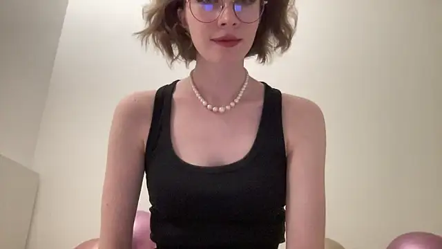 ms christiana online show from May 31, 2026, 8:53 pm