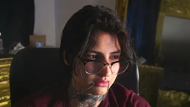 Snapshot of dantecoppolaa_ chatting on February 19, 2025, 9:58 pm dantecoppolaa online show from February 19, 2025, 9:58 pm