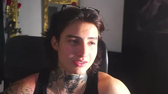 Snapshot of dantecoppolaa_ chatting on March 12, 2025, 11:01 pm dantecoppolaa online show from March 12, 2025, 11:01 pm