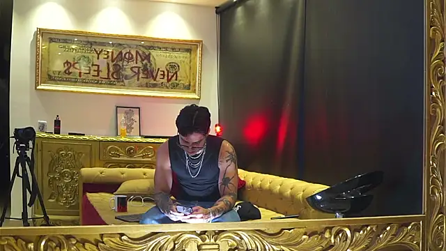 dantecoppolaa  online show from March 6, 2026, 11:33 pm