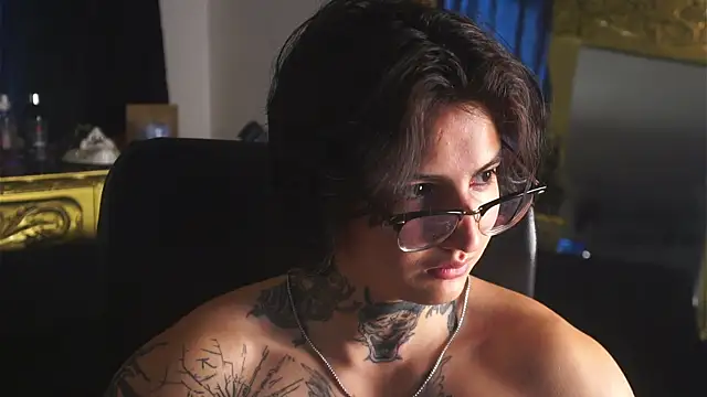 Snapshot of dantecoppolaa_ chatting on February 21, 2025, 3:32 pm dantecoppolaa online show from February 21, 2025, 3:32 pm