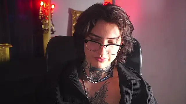 Snapshot of dantecoppolaa_ chatting on March 11, 2025, 11:55 am dantecoppolaa online show from March 11, 2025, 11:55 am