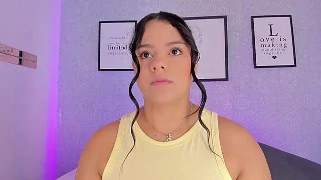 Natasha harper online show from November 13, 2025, 11:47 am