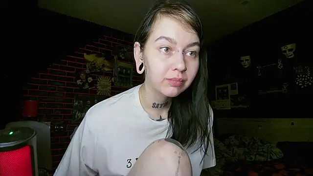 MoorderxDoll online show from June 29, 2026, 7:24 pm