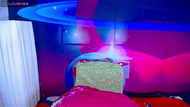 Cristalxxts online show from February 10, 2026, 5:56 pm