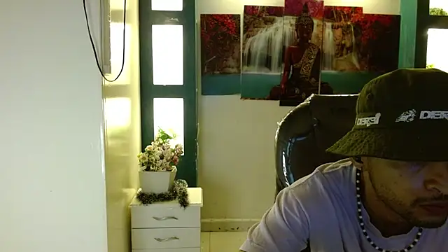 apolo 98 online show from December 4, 2024, 12:52 pm