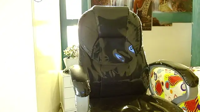 apolo 98 online show from December 4, 2024, 3:59 pm