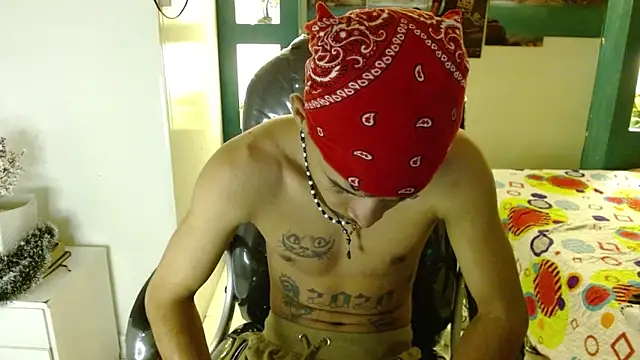 apolo 98 online show from December 5, 2024, 1:11 pm