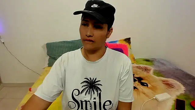 Snapshot of catalinabreyle chatting on February 13, 2025, 1:26 pm catalinabreyle online show from February 13, 2025, 1:26 pm