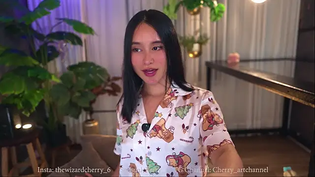 Miss beee online show from December 21, 2025, 1:41 am