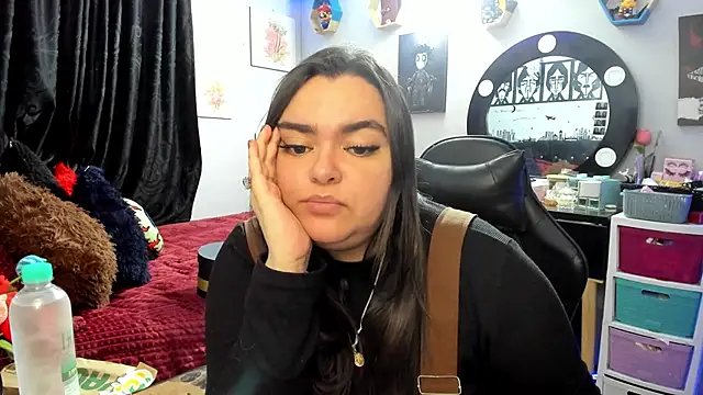 Luise Meyrink online show from February 6, 2026, 2:29 am