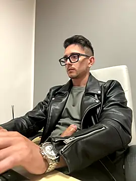 masterboss  online show from November 2, 2025, 6:13 pm