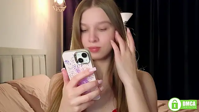 CutieBeauty online show from December 21, 2025, 1:35 pm